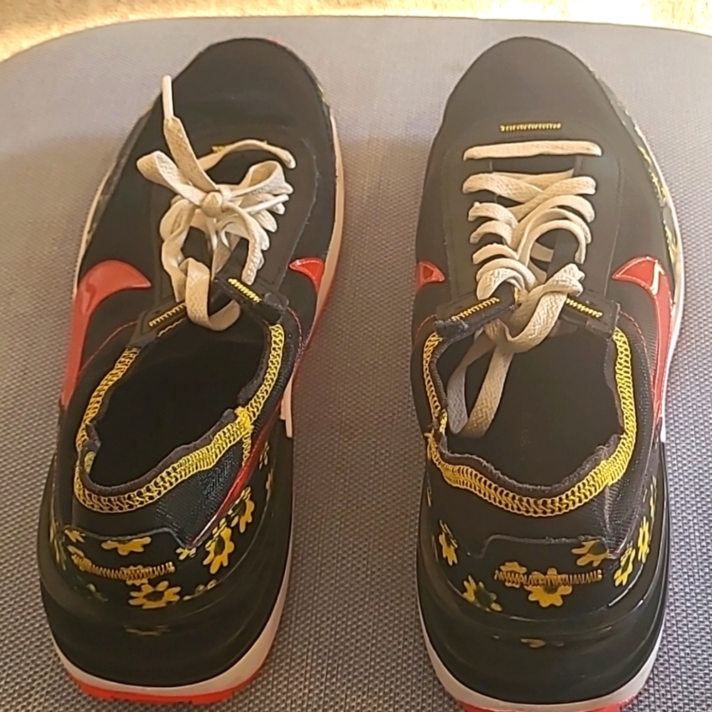 Nike waffle sneakers